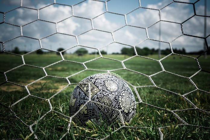 Eidevall had to choose between Miedema and Caldentey at Arsenal.